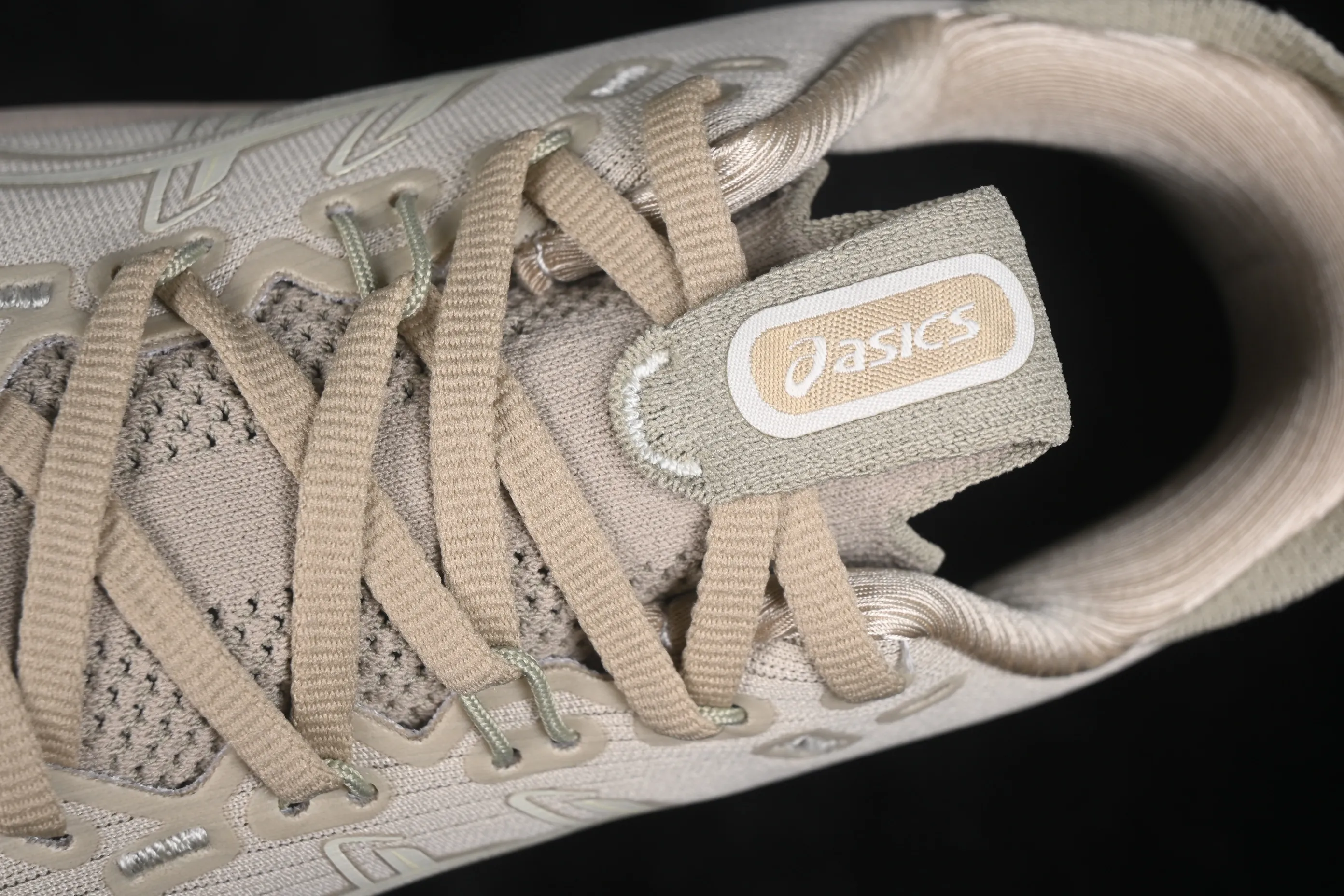 All categories Asics Asics series Asics Gel-Nimbus 28 Asics Gel-Nimbus 28 Asics retro breathable casual shoes cushioning men's wear-resistant running shoes 1011C127-021